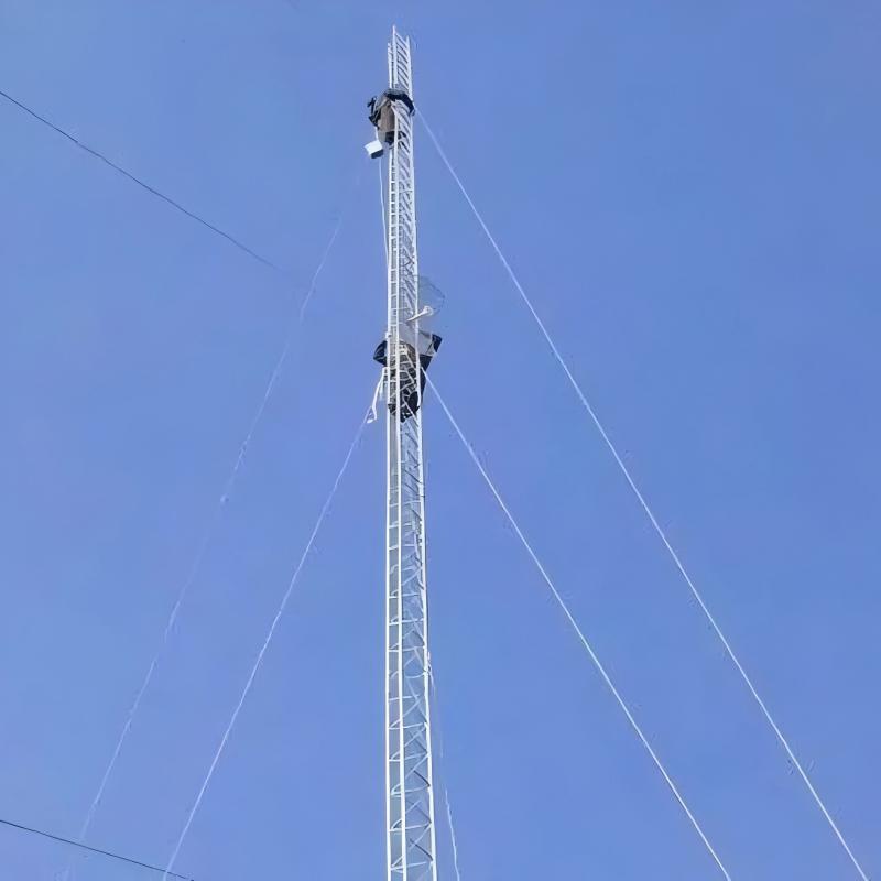 Galvanized 4G 5G Guyed Wire Telecommunication Tower