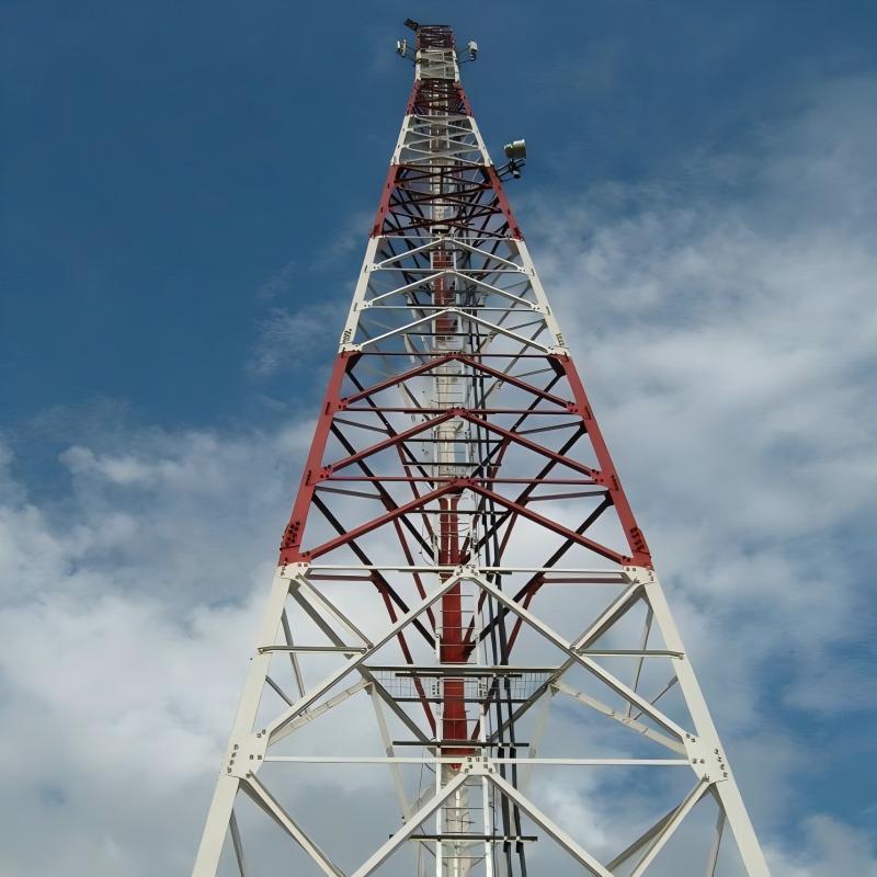 40m 45m 3-Legged Angle Steel Lattice Telecom Tower