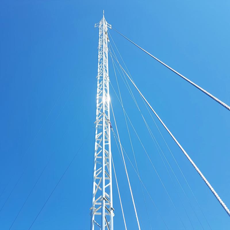 45m-210m Guyed Mast Telecommunication Cell Tower